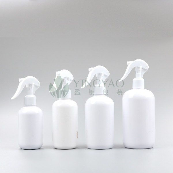 Custom 100ml 200ml 250ml 300ml 400ml 500ml 16oz Empty PET Plastic Container Mist Trigger Sprayer White Spray Bottle